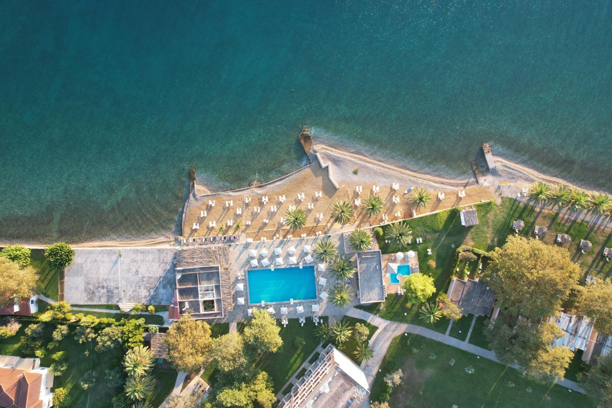 Long Beach Hotel & Resort Longos  Luaran gambar