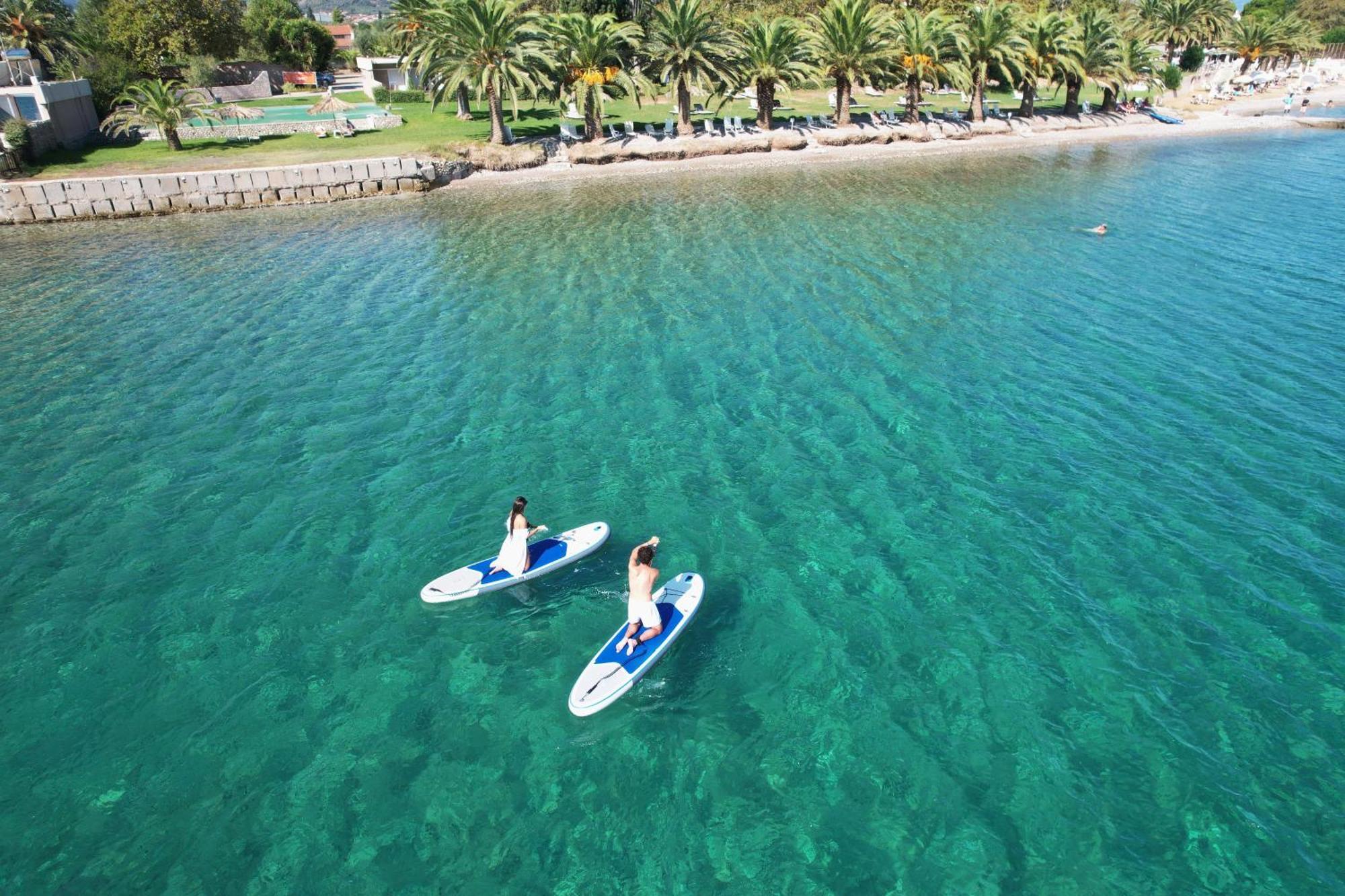 Long Beach Hotel & Resort Longos  Luaran gambar