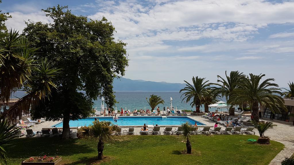 Long Beach Hotel & Resort Longos  Luaran gambar